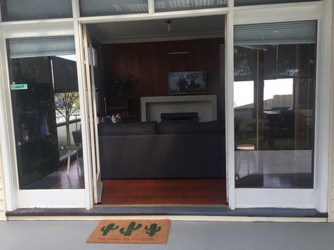 Growse House Yarram 3BR - SA Accommodation 5
