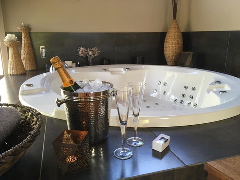 The Edge Villa - SA Accommodation 3