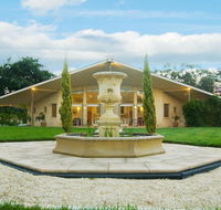 The Gatehouse at Villa Raedward - SA Accommodation
