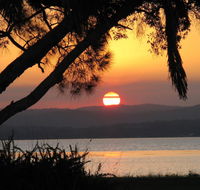 The Jetty Cabin Lakeside - SA Accommodation