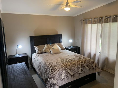 The Lodges Two - SA Accommodation 3