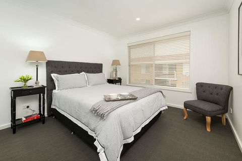 The Provincial - Central & Sophisticated - SA Accommodation 3