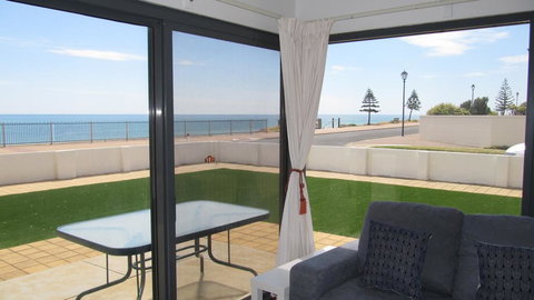 The Somerton Beach Retreat - SA Accommodation 0