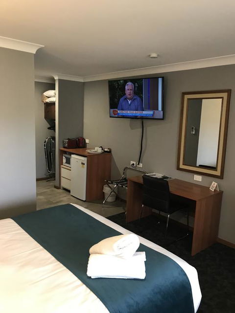 Town & Country Motor Inn - SA Accommodation 1