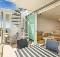 Unit 203 Plantation - Rainbow Beach Plantation Resort Top Floor Aircon Free Wi-Fi - SA Accommodation