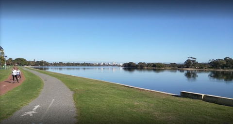 Victoria Park Villa 2 - SA Accommodation 0