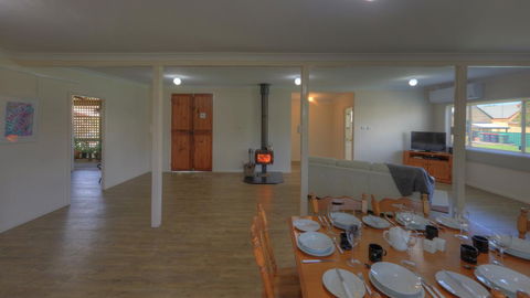 Village Stays Coldstream Gallery Bungalow - SA Accommodation 2