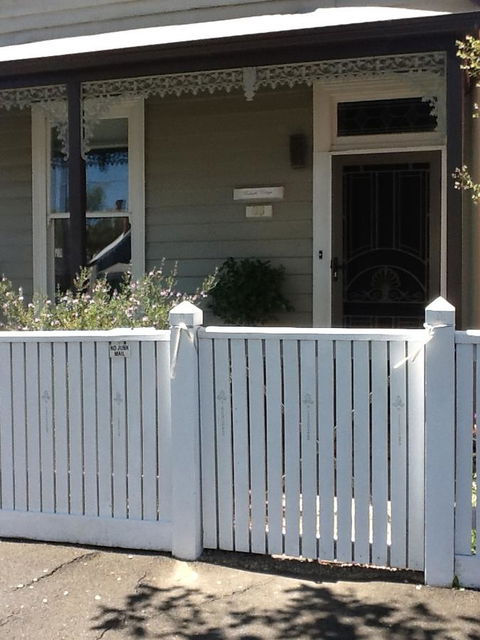 Redruth Cottage - SA Accommodation 22