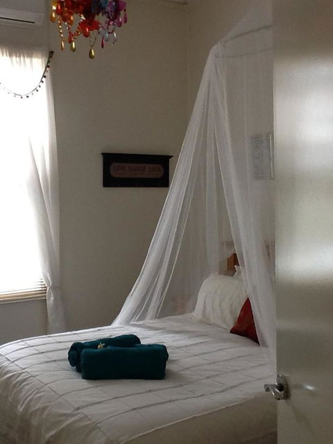 Redruth Cottage - SA Accommodation 12