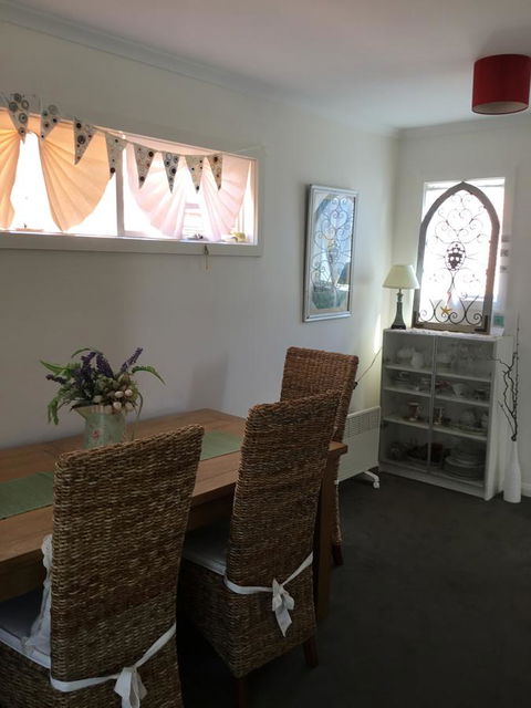 Redruth Cottage - SA Accommodation 5