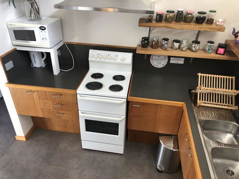 The PC Cottage - SA Accommodation 18