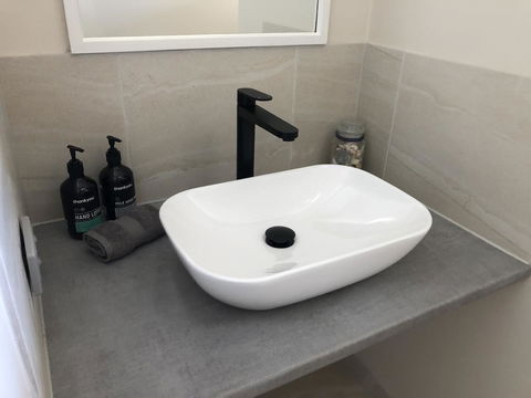 The PC Cottage - SA Accommodation 11