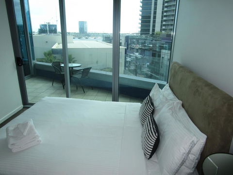 Harbour Escape Apartments Docklands - SA Accommodation 16