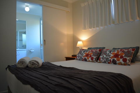 Rainbow Getaway Holiday Apartments - SA Accommodation 38