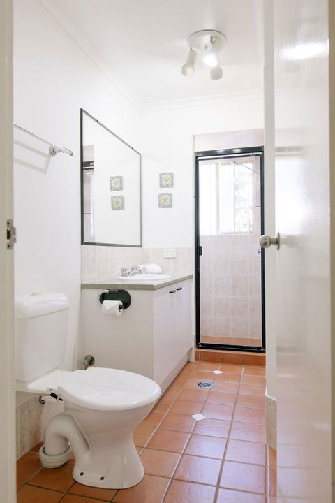 Rainbow Getaway Holiday Apartments - SA Accommodation 27