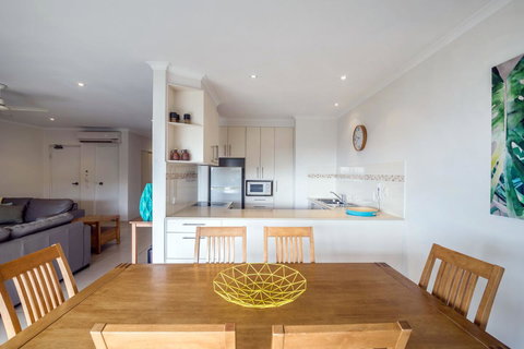 Sunseeker Holiday Apartments - SA Accommodation 43