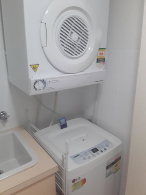 Sunseeker Holiday Apartments - SA Accommodation 13