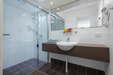 Coloured Sands - Rainbow Beach Resort - 5 Mins To Beach - SA Accommodation 9