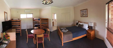 The Bearded Dragon Boutique Hotel - SA Accommodation 8