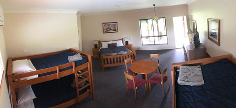 The Bearded Dragon Boutique Hotel - SA Accommodation 10
