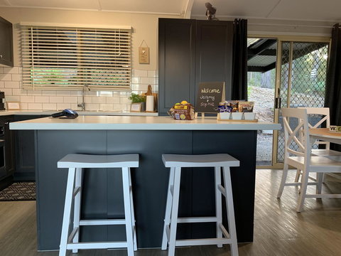 Bed & Breakfast 1 Bedroom Guest House - SA Accommodation 12