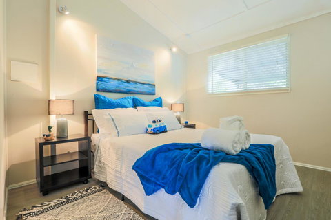 Bed & Breakfast 1 Bedroom Guest House - SA Accommodation 4