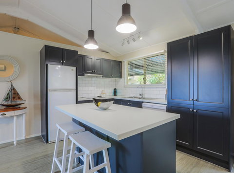 Bed & Breakfast 1 Bedroom Guest House - SA Accommodation 15