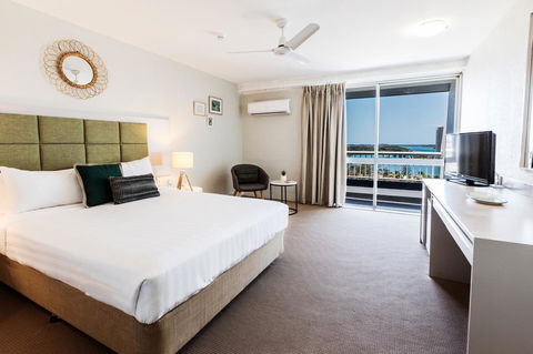 Greenmount Beach House - SA Accommodation 11