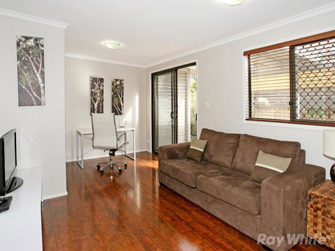 Beach House On Jones Parade, Central Coolum Beach - SA Accommodation 8