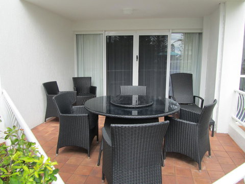 Le Beach Apartments - SA Accommodation 18