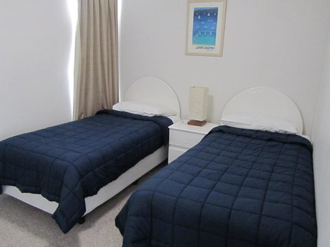 Le Beach Apartments - SA Accommodation 23