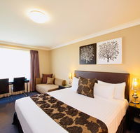 Best Western Plus Ambassador On Ruthven Motor Inn - SA Accommodation