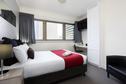 George Williams Hotel - SA Accommodation 11