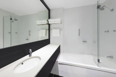 Vibe Hotel Gold Coast - SA Accommodation 13