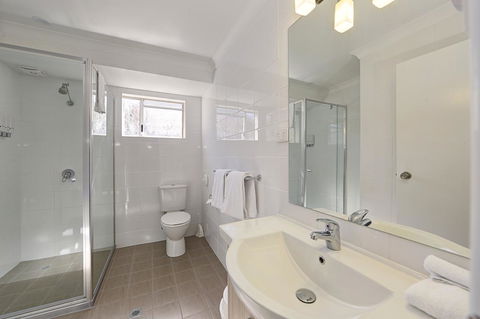 Smart Motels Bert Hinkler - SA Accommodation 27