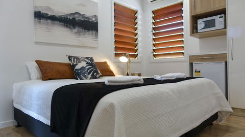 Blue Summit Hideaway - SA Accommodation 44