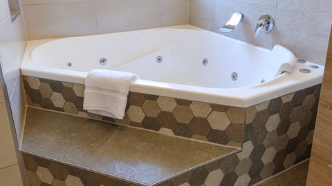 Blue Summit Hideaway - SA Accommodation 37