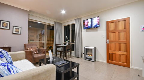 Blue Summit Hideaway - SA Accommodation 18