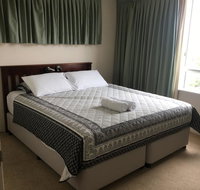 Burleigh Beach Tower - SA Accommodation