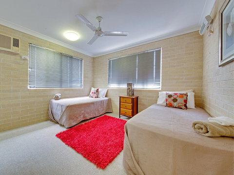 Murray Street Apartments - SA Accommodation 6