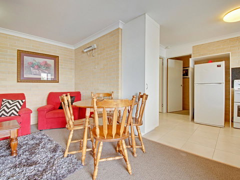 Murray Street Apartments - SA Accommodation 10
