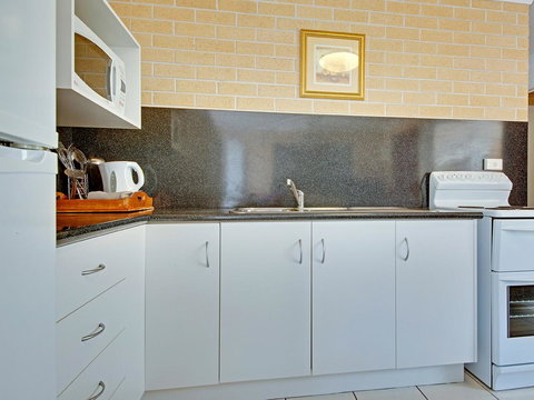 Murray Street Apartments - SA Accommodation 27