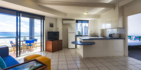 Komune Resort And Beach Club Greenmount Beach - SA Accommodation 38