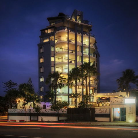 Komune Resort And Beach Club Greenmount Beach - SA Accommodation 15