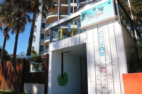 Komune Resort And Beach Club Greenmount Beach - SA Accommodation 16