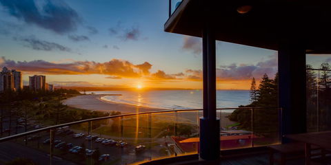 Komune Resort And Beach Club Greenmount Beach - SA Accommodation 10