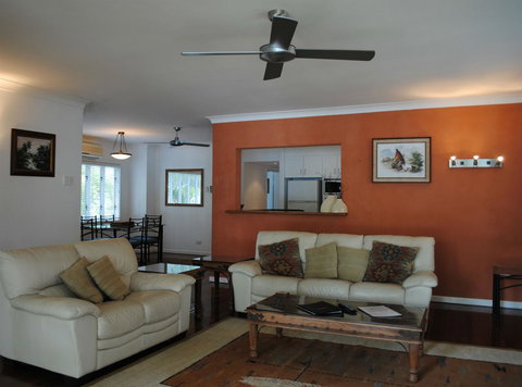 BeachView Apartments At Villa Paradiso - SA Accommodation 14