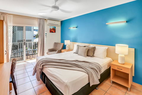 Coral Tree Inn - SA Accommodation 0