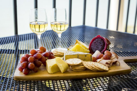 Amaroo At Trinity - SA Accommodation 8