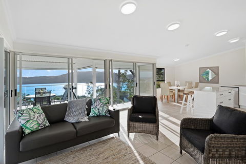 Oasis Apartments On Hamilton Island By HIHA - SA Accommodation 34